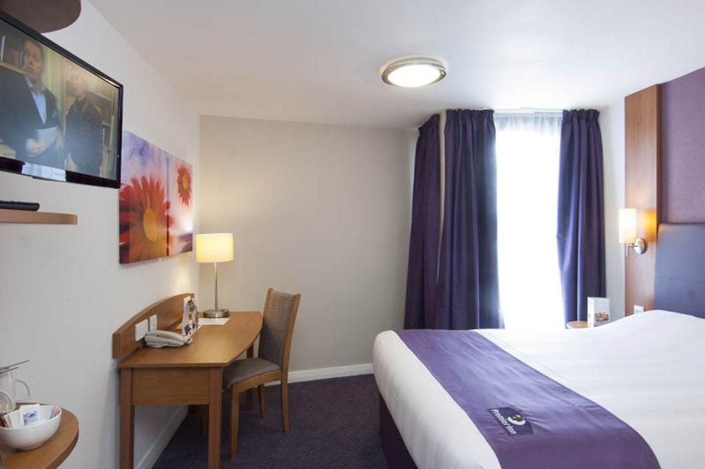 Premier Inn Epsom Central Cameră foto