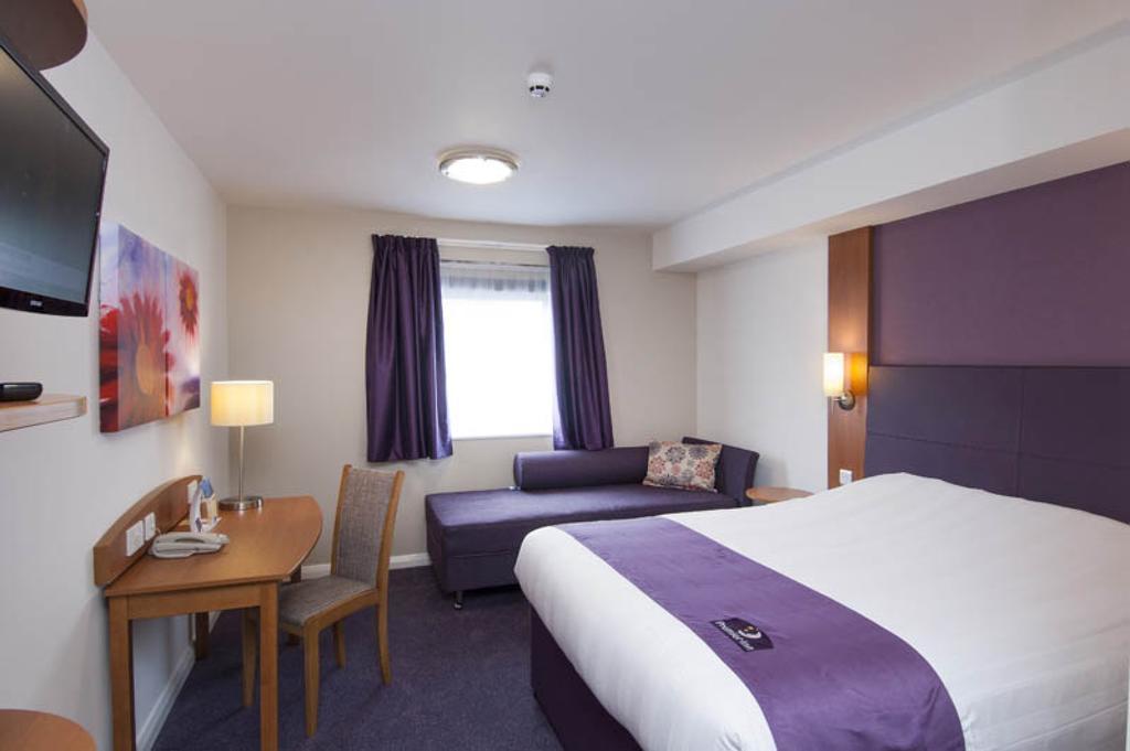 Premier Inn Epsom Central Cameră foto